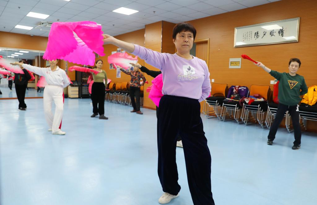 健康不“宅”星空体育下载冬冬季运动小贴士来了(图1)